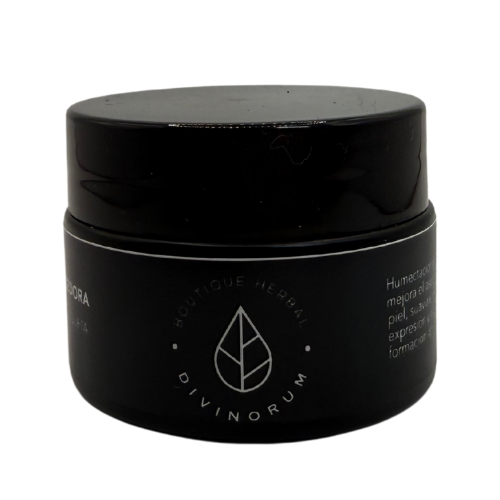Divinorum Crema Rejuvenecedora con CBD, Jalea Real y Rosa Mosqueta