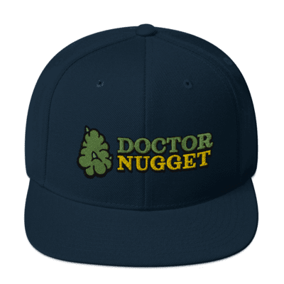 Gorra snapback Dr. Nugget
